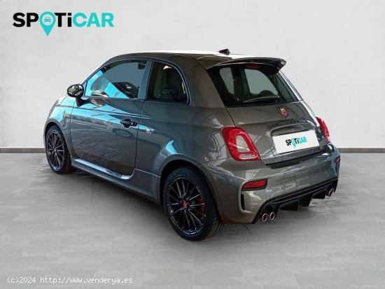 Abarth 500  695 1.4 16v TJet 132kW (180 CV) - - SANT FRUITOS DE BAGES