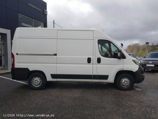 Peugeot Boxer FG PACK 335 L2 H2 BLUE HDI 140 CV - Ponteareas