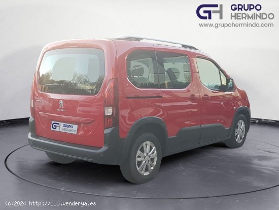 Peugeot Rifter NAV + BLUE HDI 100 CV STANDARD - Ponteareas