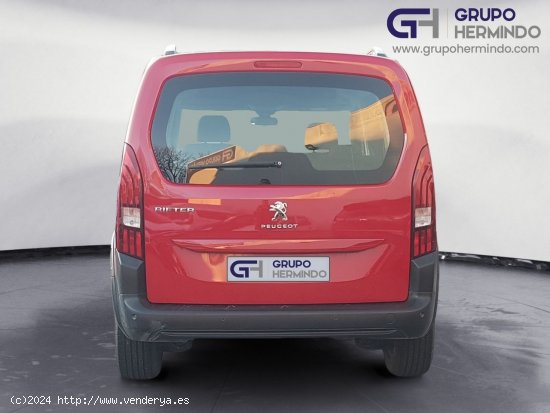 Peugeot Rifter NAV + BLUE HDI 100 CV STANDARD - Ponteareas