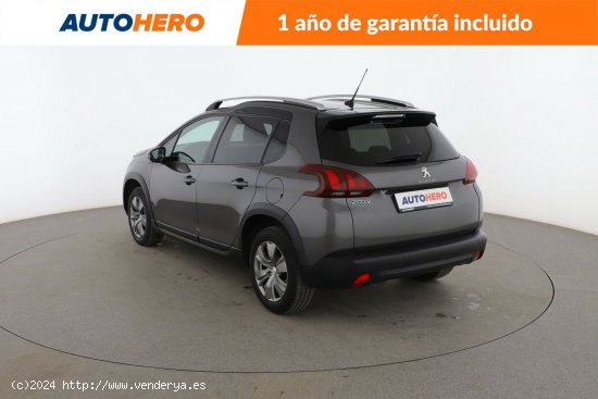 Peugeot 2008 1.2 PureTech Signature - 