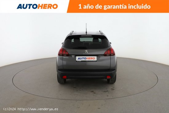 Peugeot 2008 1.2 PureTech Signature - 