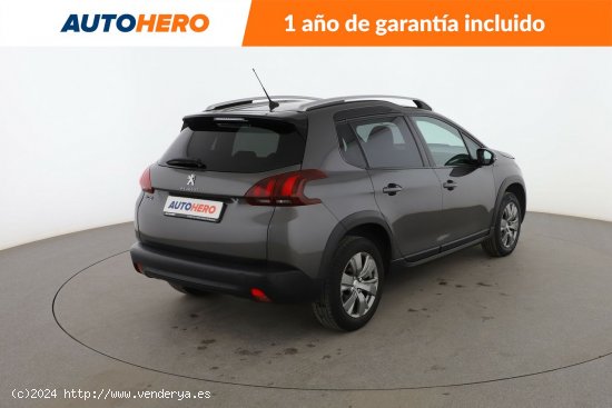 Peugeot 2008 1.2 PureTech Signature - 