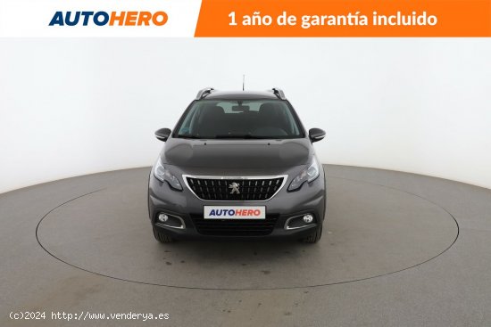 Peugeot 2008 1.2 PureTech Signature - 