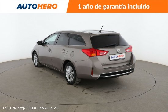 Toyota Auris 2.0 D4D Advance Touring Sports - 