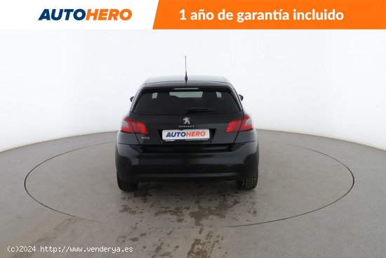 Peugeot 308 1.2 PureTech Allure - 