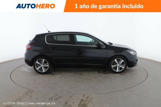 Peugeot 308 1.2 PureTech Allure - 