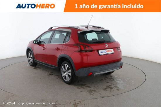 Peugeot 2008 1.2 PureTech Allure - 