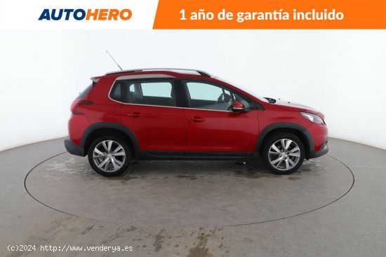 Peugeot 2008 1.2 PureTech Allure - 