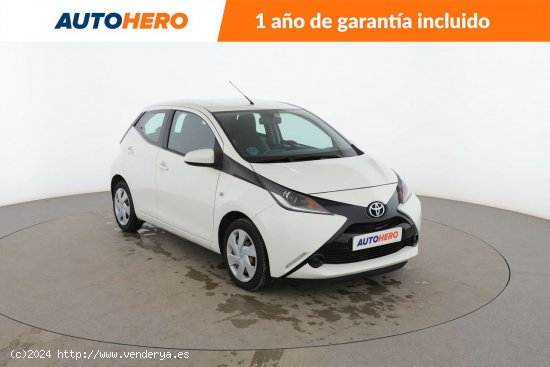 Toyota Aygo 1.0 X-Play - 