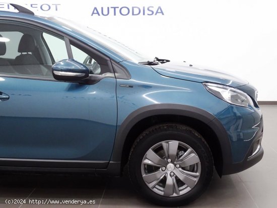 Peugeot 2008   1.2 PureTech 60KW (82CV) Signature - València