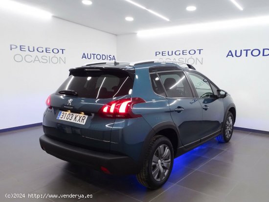 Peugeot 2008   1.2 PureTech 60KW (82CV) Signature - València