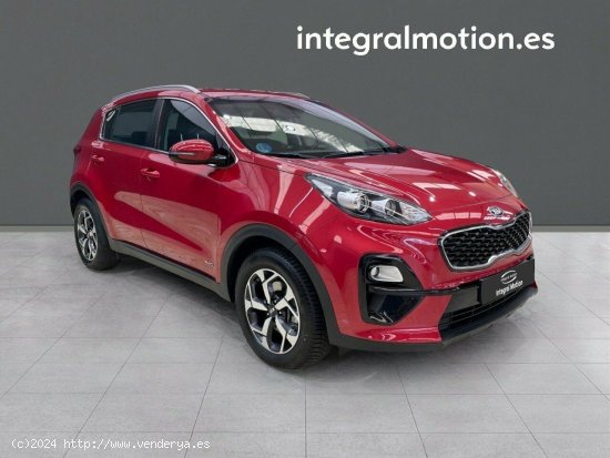 Kia Sportage 1.6 MHEV Business 100kW (136CV) 4x4 - 