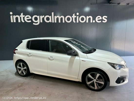 Peugeot 308 5P GT Line BlueHDi 130 S&S EAT8 - 