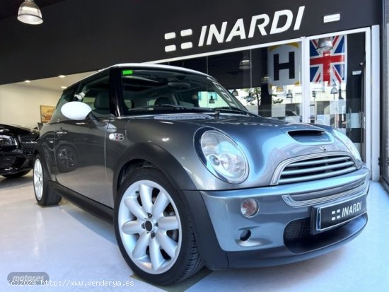  Mini Cooper S de 2002 con 174.900 Km por 6.800 EUR. en Barcelona 