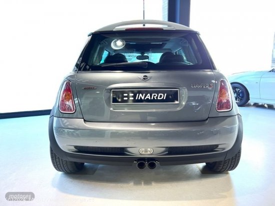 Mini Cooper S de 2002 con 174.900 Km por 6.800 EUR. en Barcelona