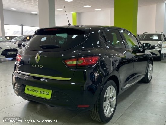 Renault Clio Limited Energy TCE 90CV de 2019 con 70.000 Km por 13.300 EUR. en Malaga