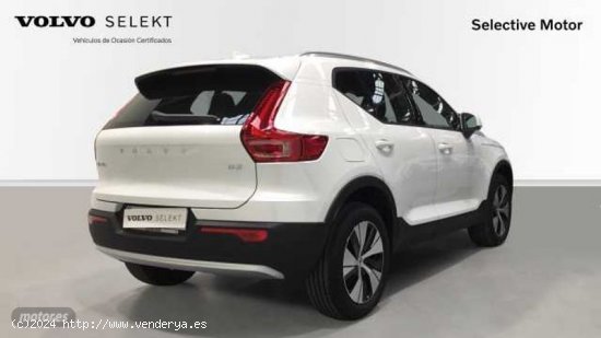 Volvo XC40 Core, B3 Mild hybrid, Gasolina de 2024 con 15 Km por 38.900 EUR. en Cantabria