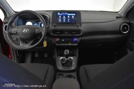 Hyundai Kona 1.0 TGDI Maxx 4x2 de 2023 con 20.012 Km por 18.900 EUR. en Zaragoza