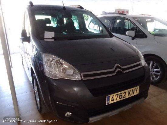 Citroen Berlingo MULTISPACE 1.6 HDI 100 cv. TURISMO de 2018 con 137.000 Km por 13.800 EUR. en Murcia