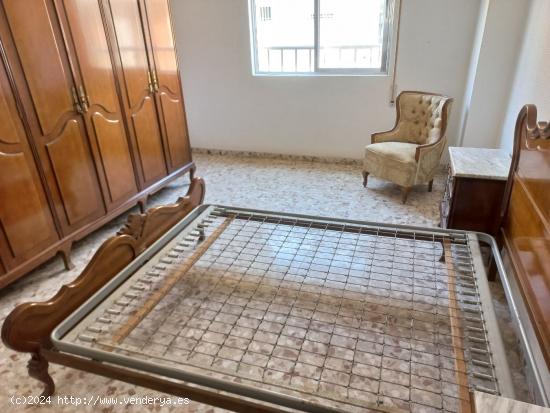 GRAN PISO EN VENTA EN ADRA - ALMERIA