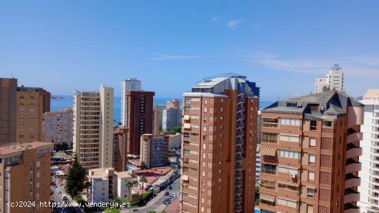 Reformado piso de esquina con gran terraza, garaje y trastero  en zona Levante. - ALICANTE