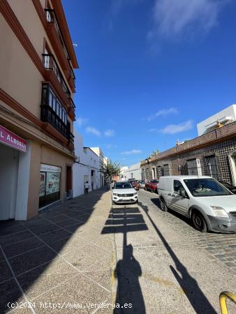 MAGNIFICO DUPLEX MUY CERCA DEL CENTRO DE  CHICLANA  - CADIZ