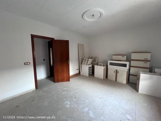 Se Vende en Jacarilla - ALICANTE