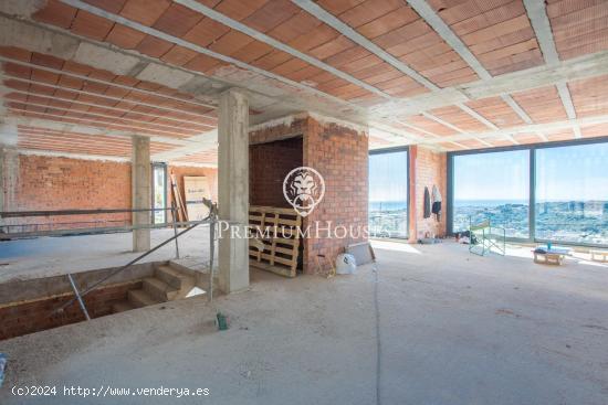 Casa en venta con espectaculares vistas al mar en Santa Susanna - BARCELONA