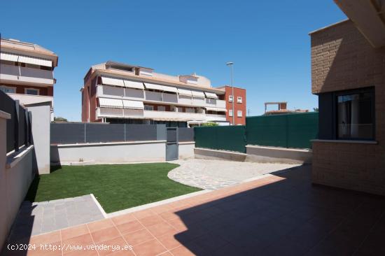 Espectacular piso con 100 metros de jardín junto la facultad de ciencias y salud de la UM Murcia - 