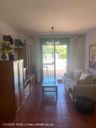 APARTAMENTO DE 2 DORMITORIOS CON GARAJE EN ALDEA DEL COTO - CADIZ