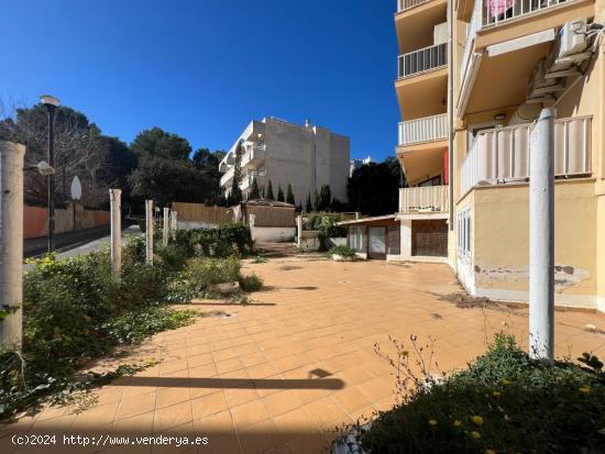 Local en venta en zona Canyamel cerca de playay hoteles - BALEARES