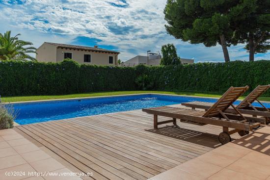 Chalet unifamiliar con piscina en Marratxí - BALEARES