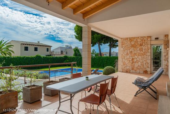 Chalet unifamiliar con piscina en Marratxí - BALEARES