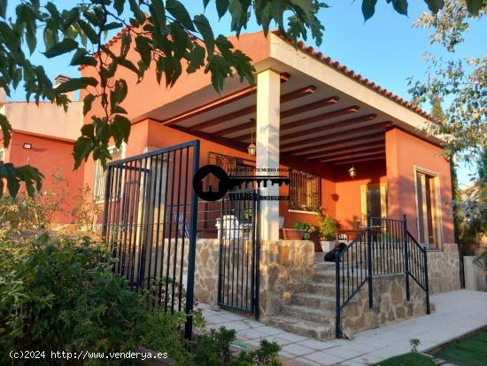 INMOBILIARIA TEJARES VENDE EXCELENTE PARCELA A 3km DE ALBACETE - ALBACETE