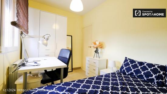 Enorme habitación con cama doble en alquiler en Getafe - MADRID