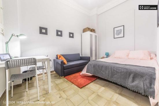  Tranquila habitación con amplio espacio para almacenaje en piso compartido, Eixample - VALENCIA 