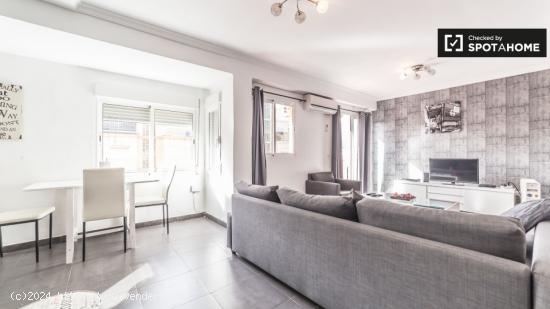 Precioso apartamento de 2 dormitorios en alquiler en Nazaret - VALENCIA