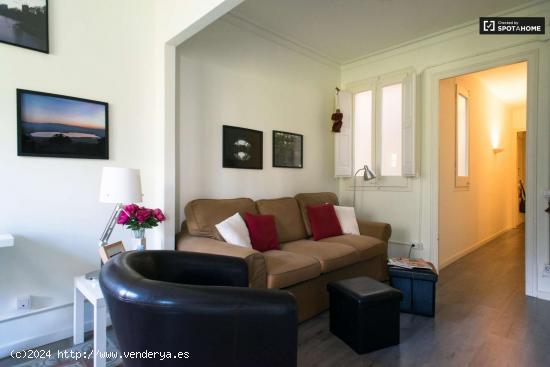 apartamento de 1 dormitorio con balcón en alquiler en Eixample - BARCELONA