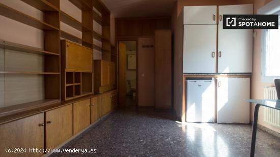 Totalmente amueblado apartamento de 1 dormitorio en alquiler en Sants - BARCELONA