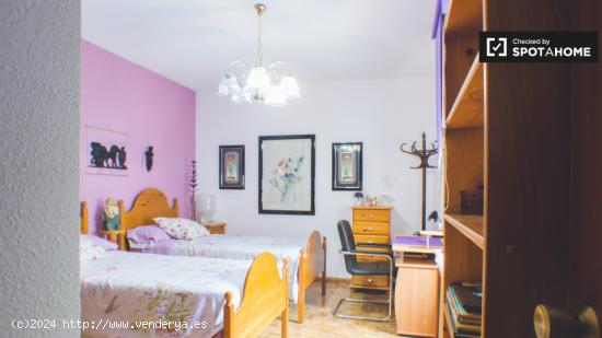 Apartamento de 3 dormitorios con aire acondicionado en alquiler en Retiro - MADRID