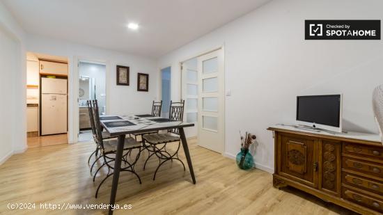 Elegante apartamento de 2 dormitorios en alquiler en Poblats Marítims - VALENCIA