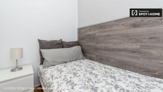 Habitación interior en apartamento de 7 dormitorios, Ciutat Vella - VALENCIA