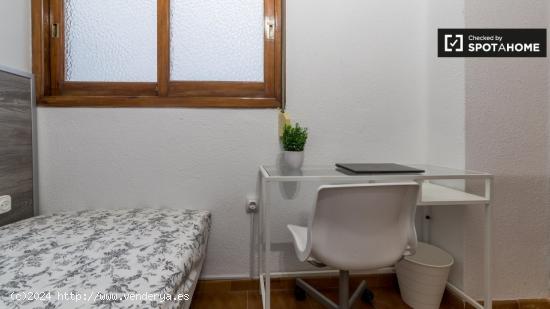 Habitación interior en apartamento de 7 dormitorios, Ciutat Vella - VALENCIA