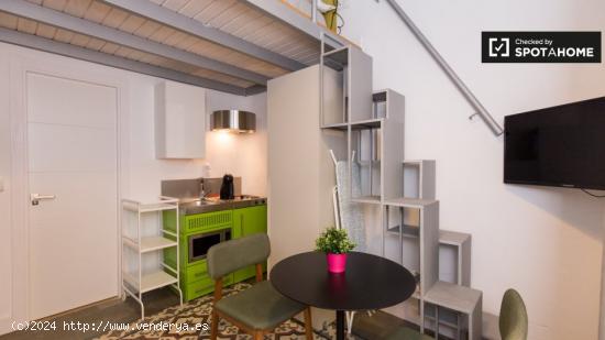 Tidy studio apartment en alquiler en el centro de la ciudad - GRANADA