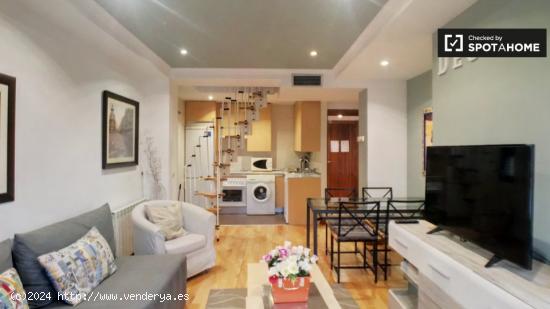 Apartamento de 3 dormitorios con terraza en alquiler en Retiro - MADRID