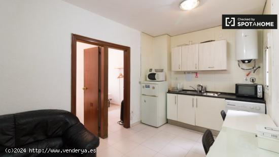 Apartamento de 2 dormitorios en alquiler en Sant Antoni de moda en El Raval - BARCELONA