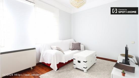 Elegante apartamento de 2 dormitorios en alquiler en Delicias - MADRID