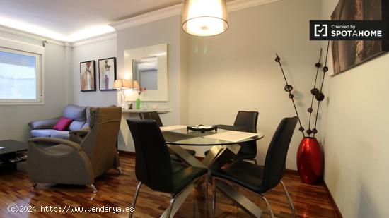 Elegante apartamento de 1 dormitorio en alquiler en Centro - MADRID