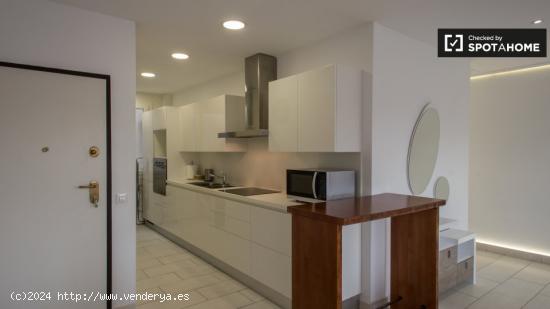 Moderno apartamento de 3 dormitorios en alquiler en Poblenou - BARCELONA